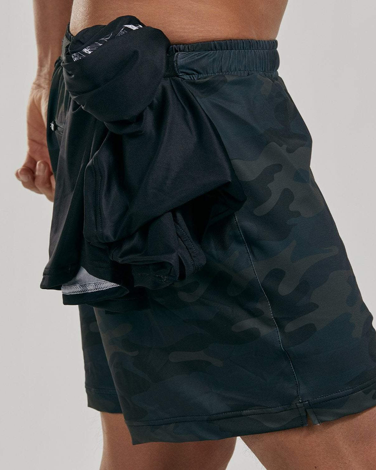 Zoot Sports RUN APPAREL MENS LTD RUN 5" SHORT - KONA CAMO