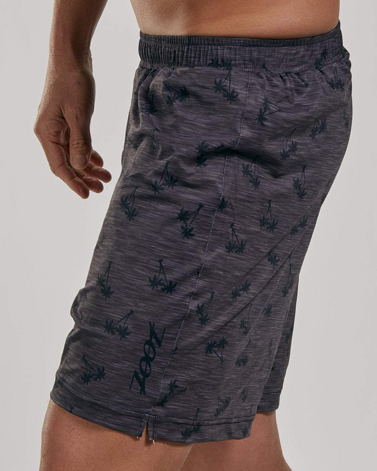 Zoot Sports RUN APPAREL MENS LTD RUN 7" SHORT - HEATHER PALM