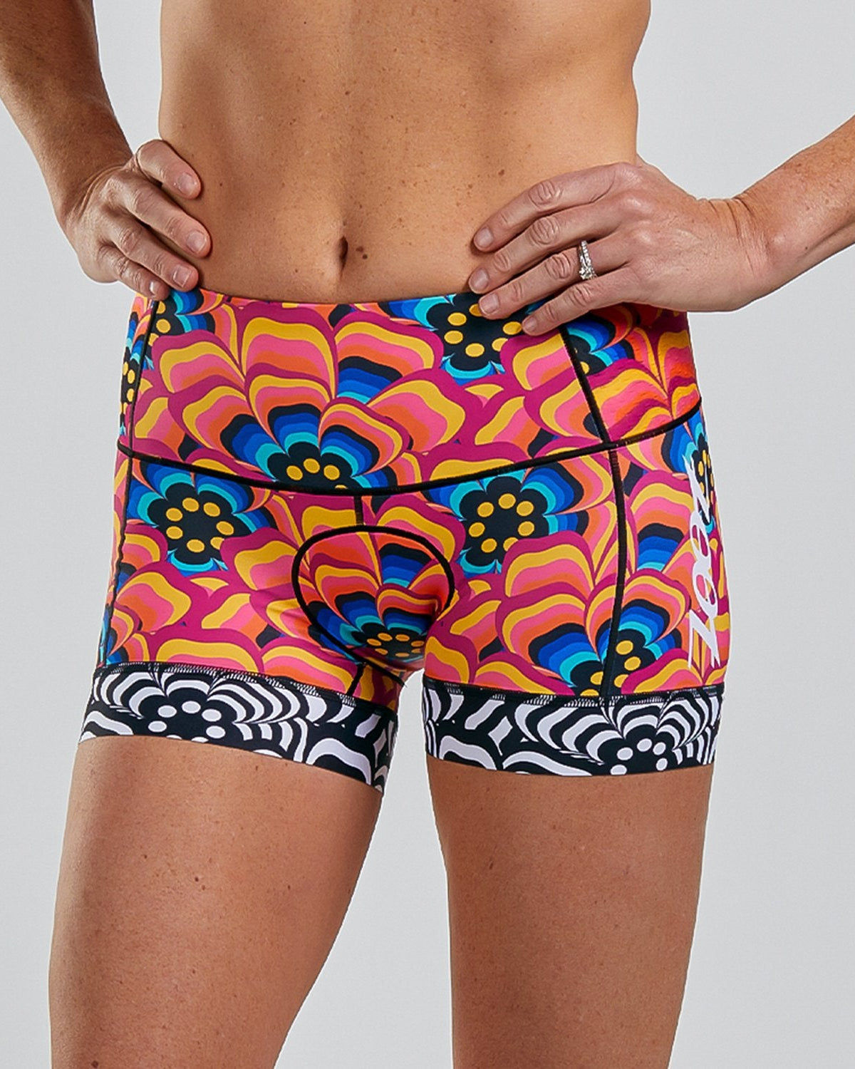 Zoot Sports Womens LTD Triathlon 4 Inch Short - Tri Love