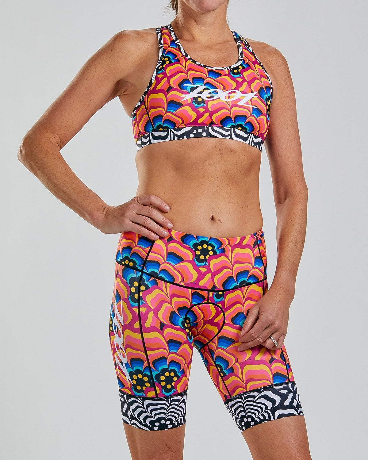 Zoot Sports TRI APPAREL WOMENS LTD TRI 8 " SHORT - TRI LOVE