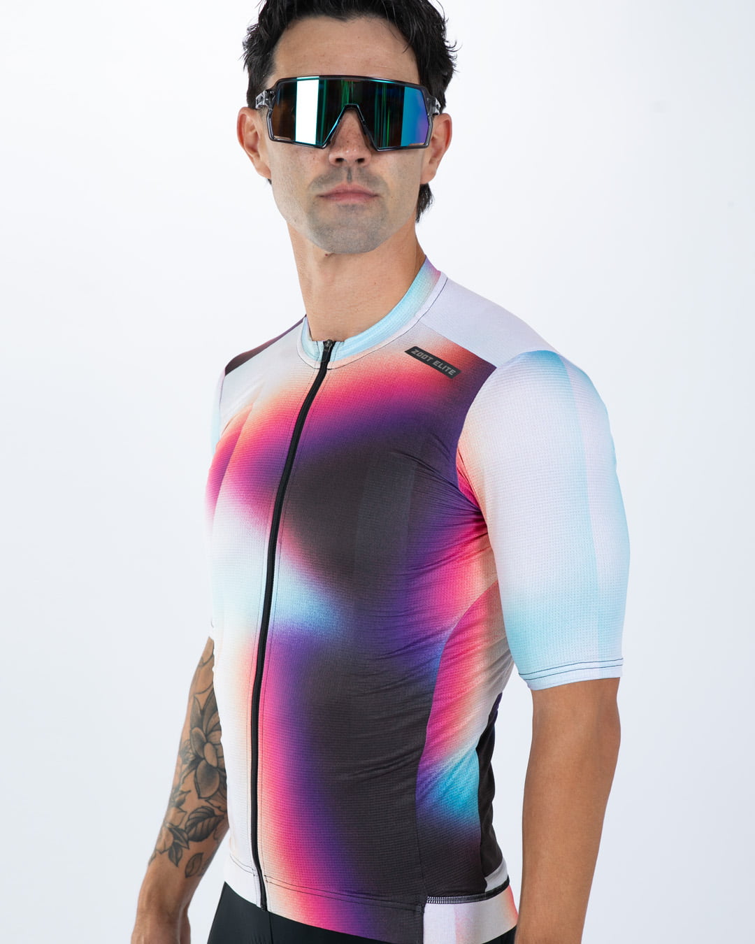 Zoot men's Elite Cycle Aero Jersey in the Sonic Shift design