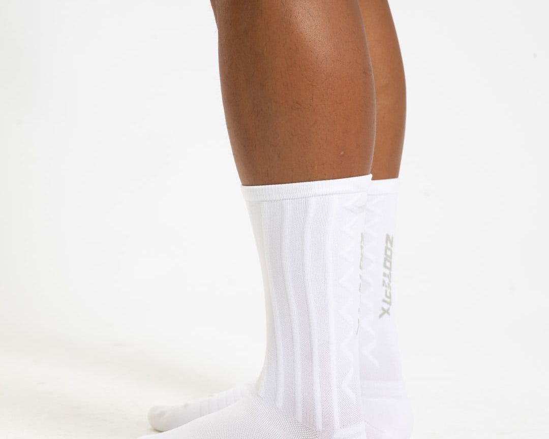Zoot Sports HIGH SOCKS Unisex Ultra P1x Aero 7" Sock - White