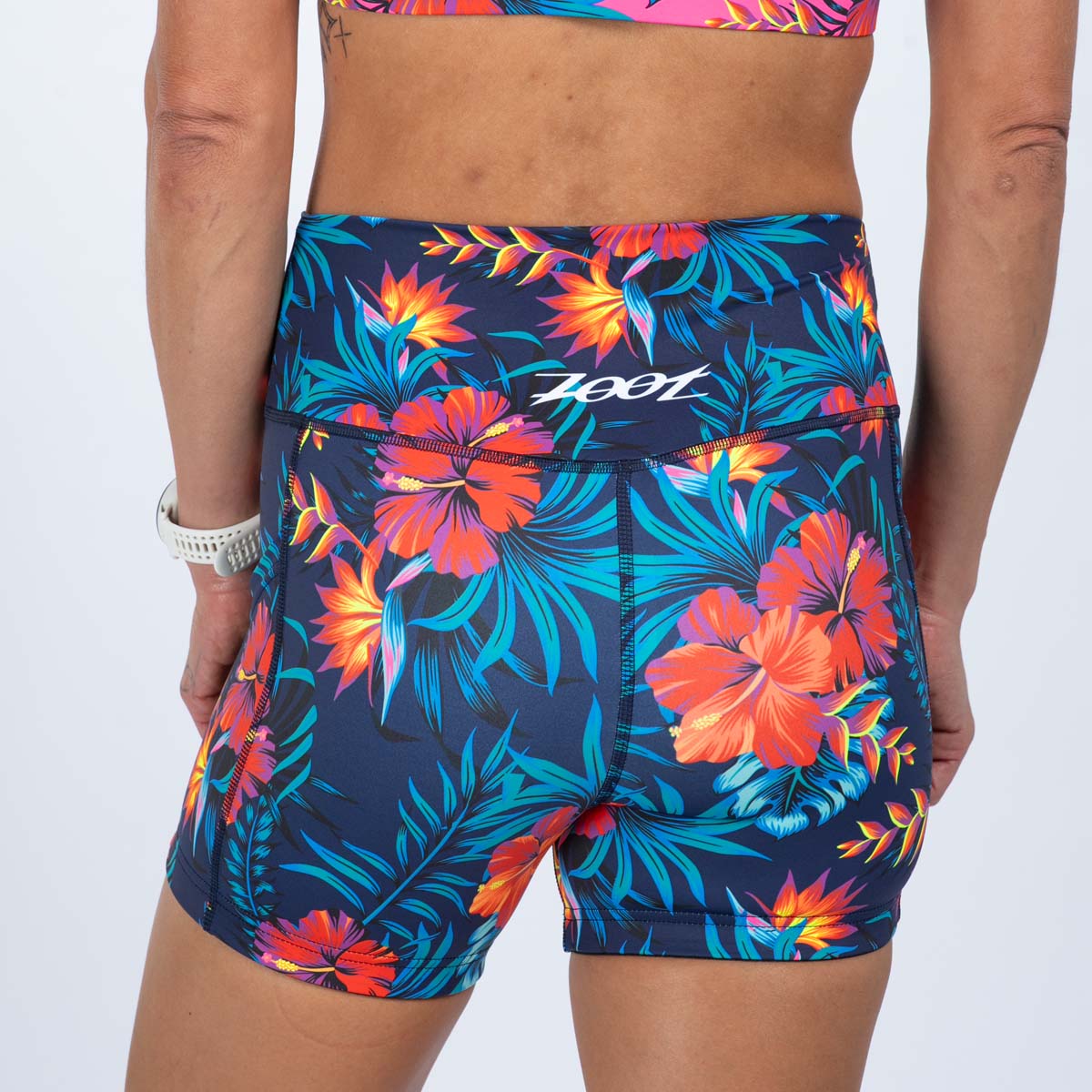Zoot Sports RUN BOTTOMS Women's Ltd Run 4" Pulse High-Rise Short - Queen K