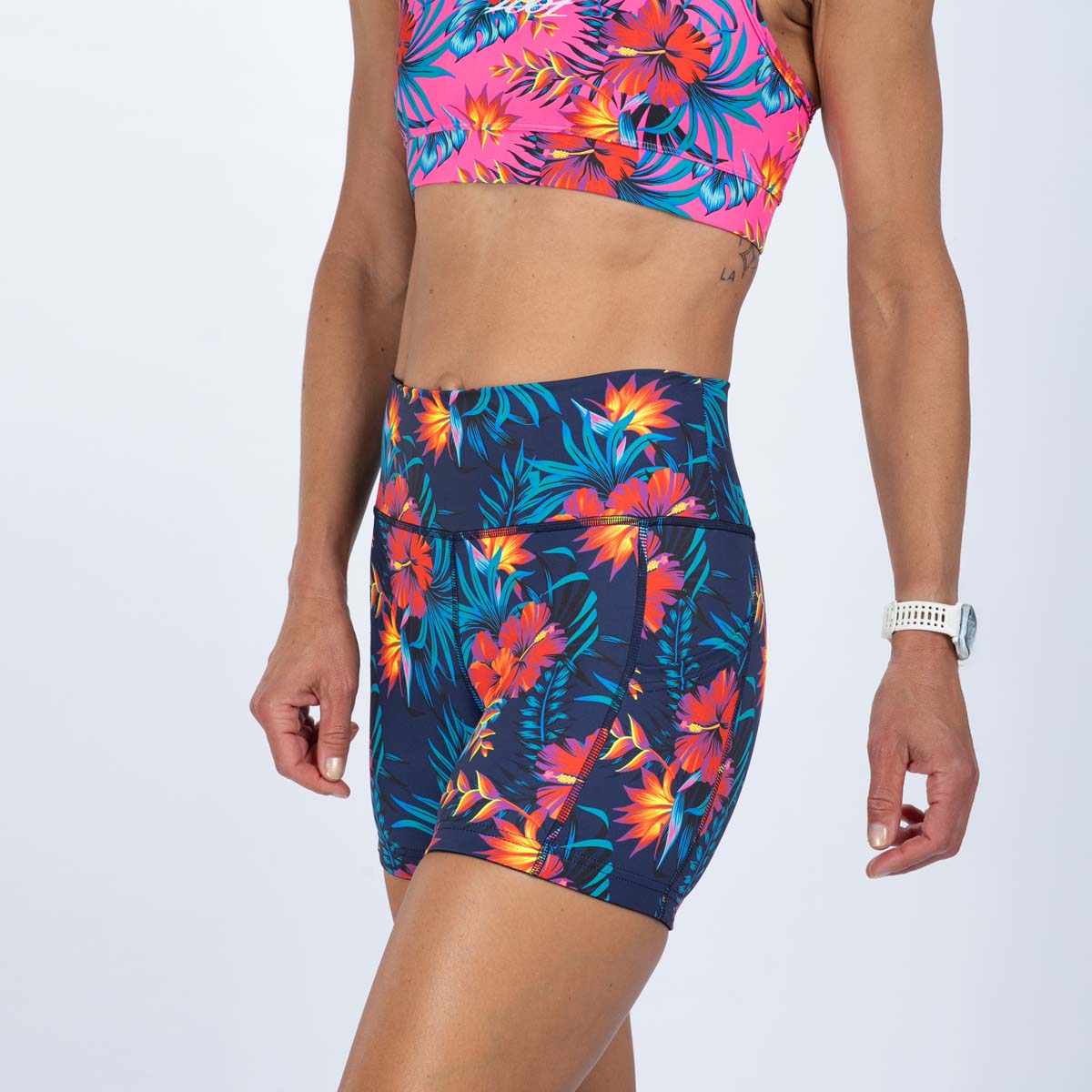 Zoot Sports RUN BOTTOMS Women's Ltd Run 4" Pulse High-Rise Short - Queen K