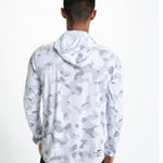 Zoot Sports RUN LONG SLEEVE TEES Men's Ltd Run Sun Stop Hoodie - Snow Camo