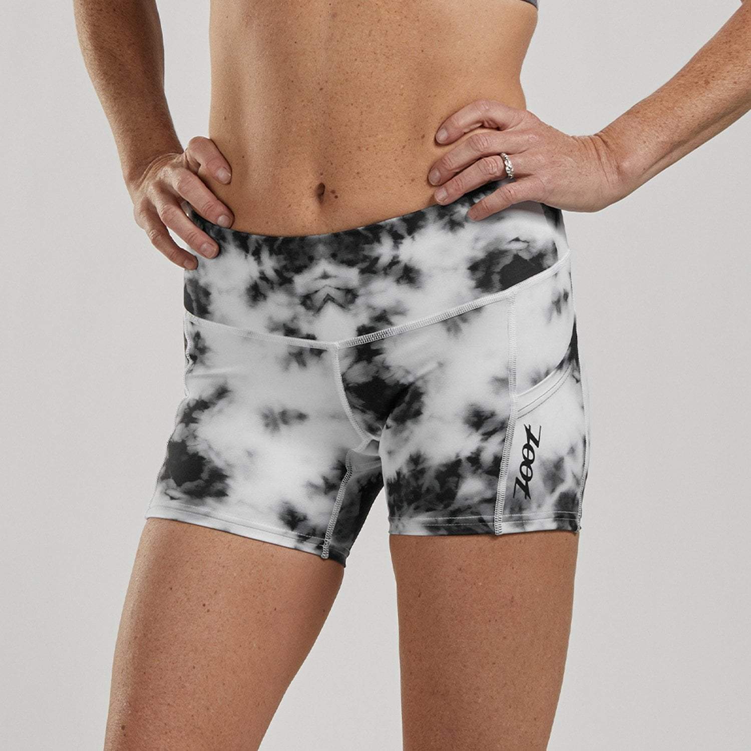 Zoot Sports Womens LTD Run Pulse Short - Black Tie Dye