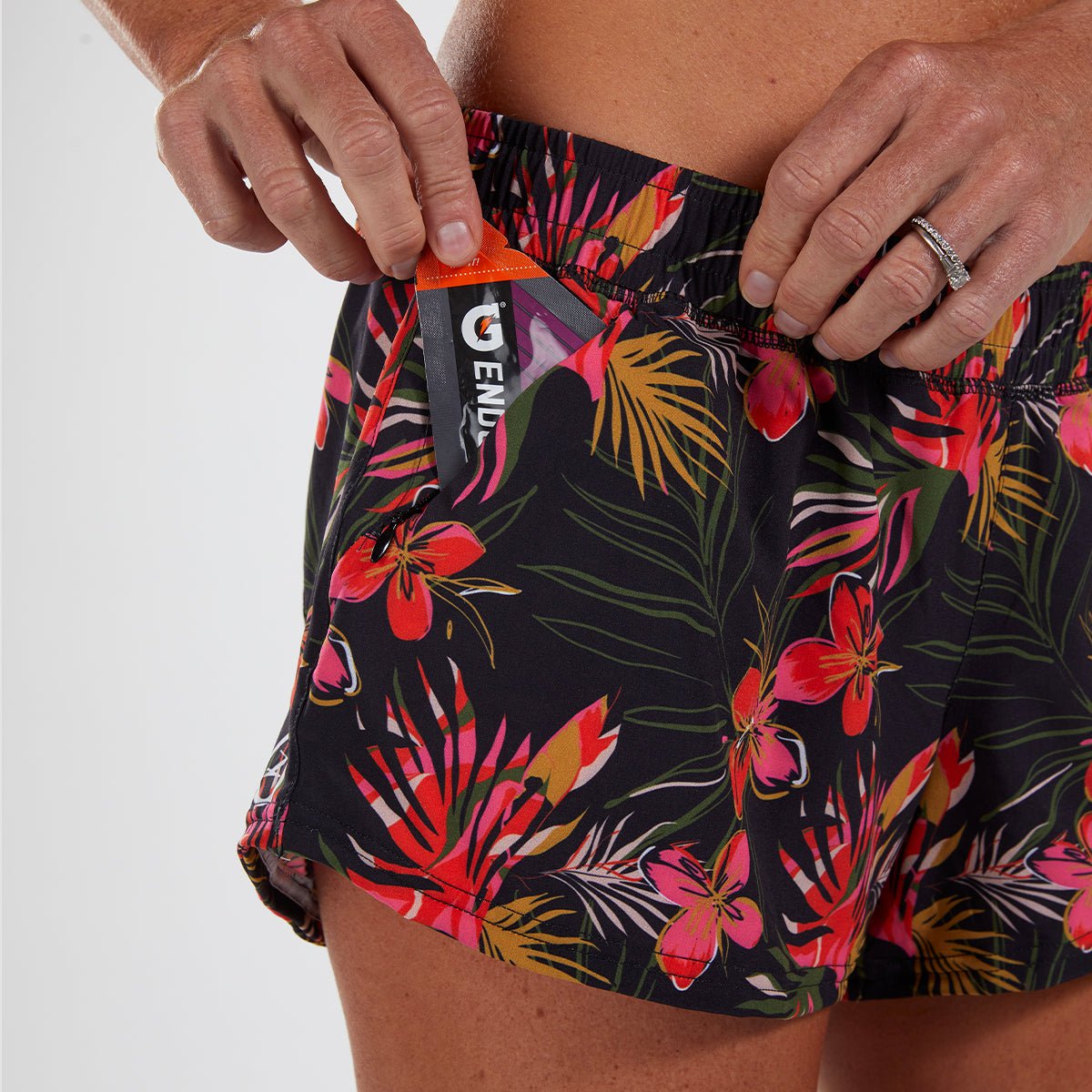 Zoot Sports Run Bottoms Womens LTD Run 3 Inch Classic Short - Waikoloa